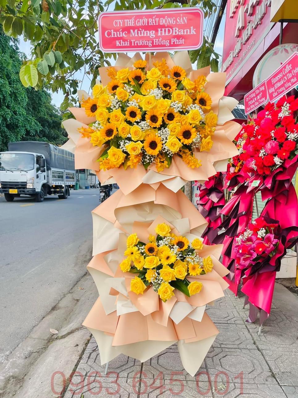 hoa tươi dĩ an
